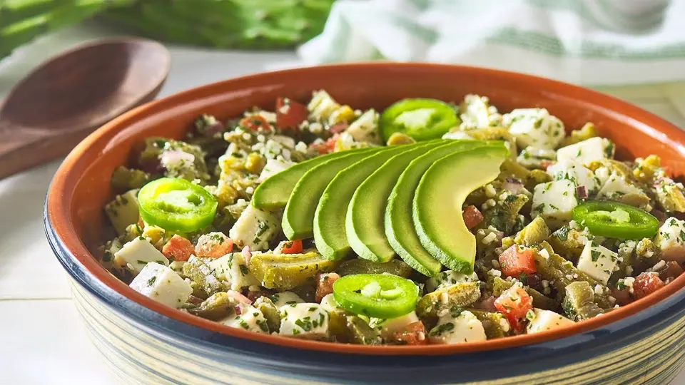 Ensalada de nopales